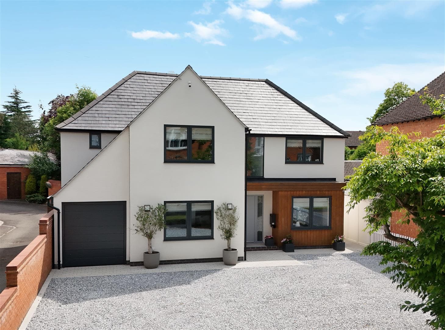 Shipston Road, Stratford-Upon-Avon, Warwickshire, CV37 7LP